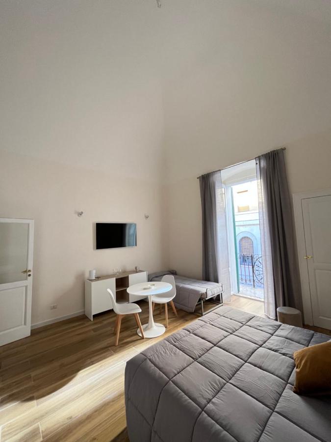 Suite Murat Bari Bagian luar foto